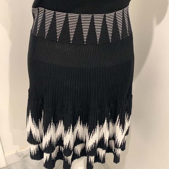 Maje pleated black/white pattern dress. - Picture 7 of 9